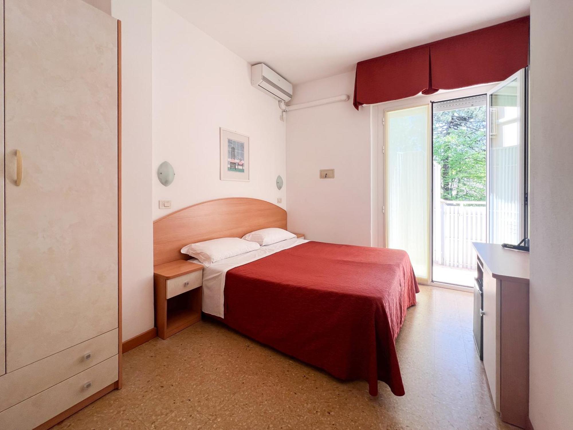 Hotel Chery Milano Marittima Exterior photo