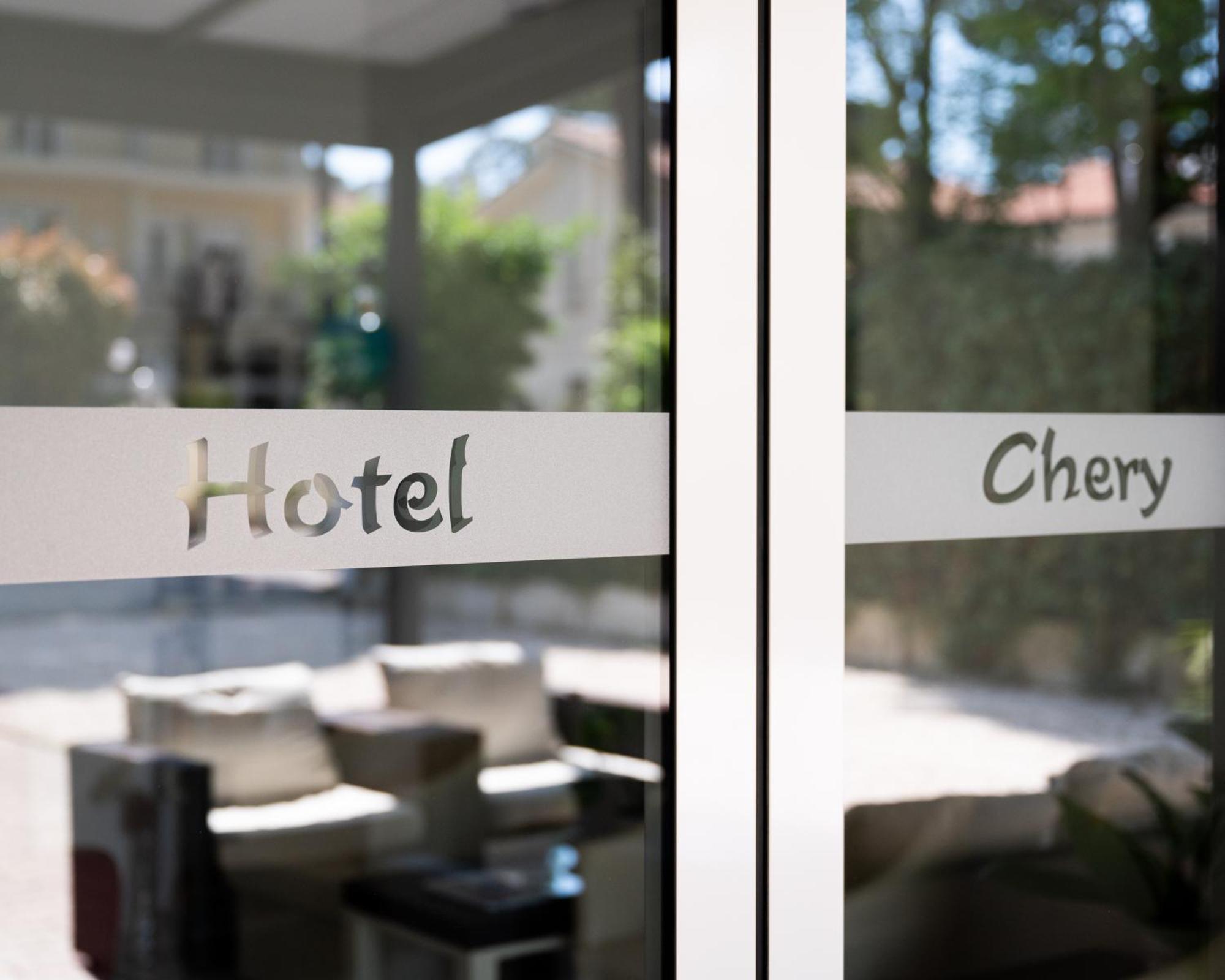 Hotel Chery Milano Marittima Exterior photo